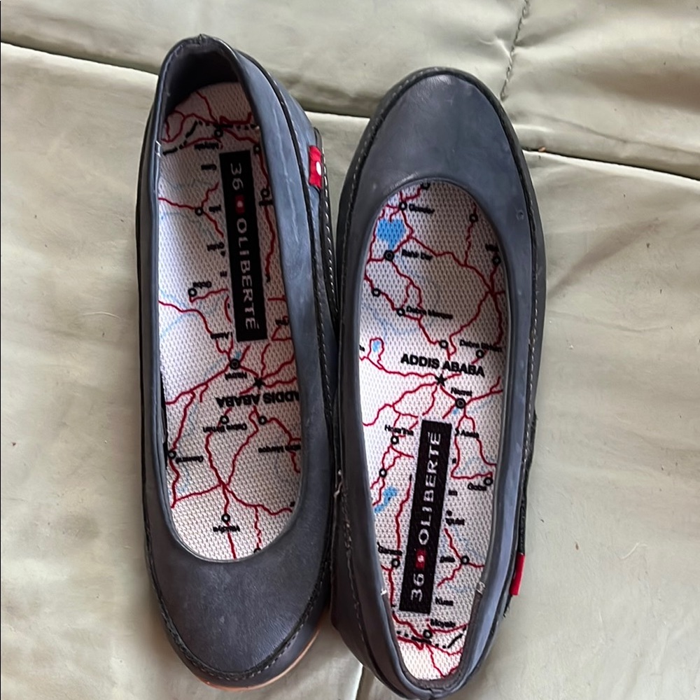 Women's Oliberté Grey Ballet Flat